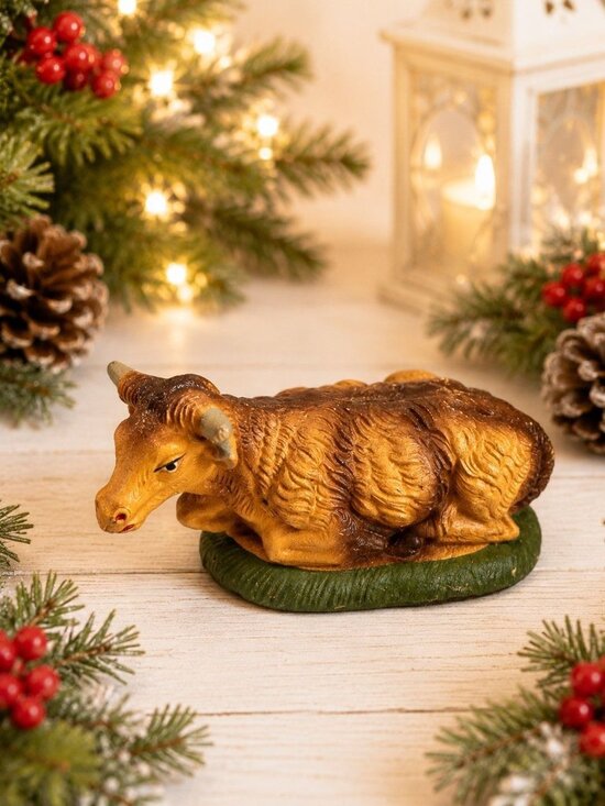 Unknown Other - Vintage Italy Nativity Cow Composition 5" Scale Replacement Figure 29¢ Sticker